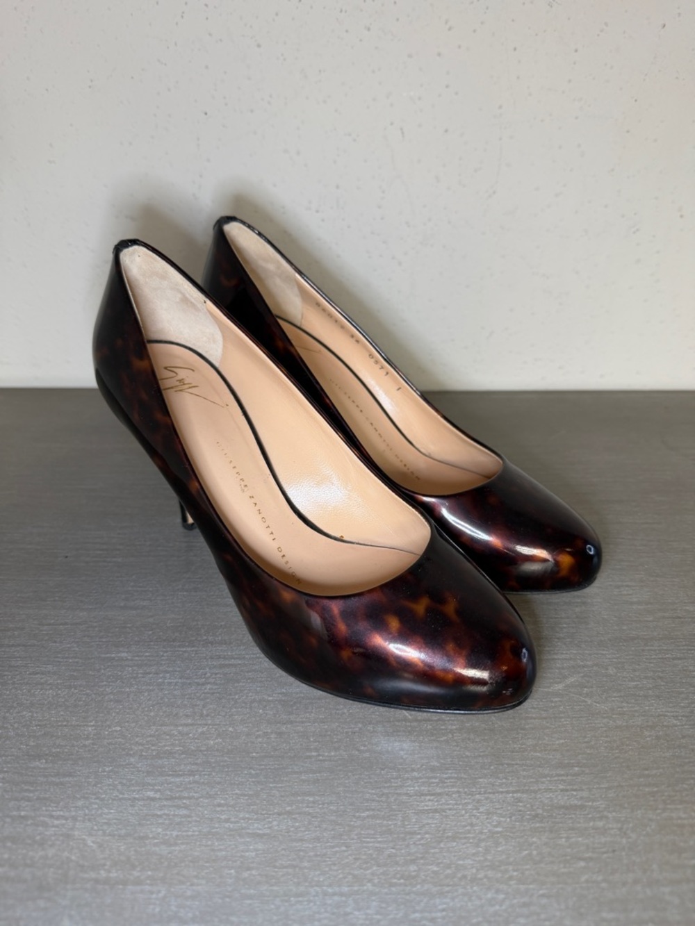 Giuseppe Zanotti Tortoise Patent Leather Round Toe Pumps Stiletto Shoes Size 36